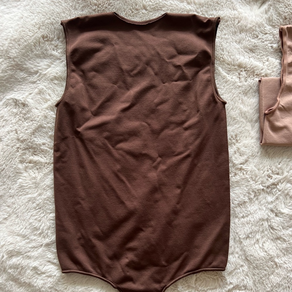Skims Essential Body Suit Size XXS/XS